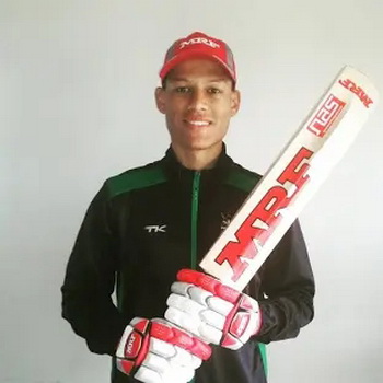 Jason Oakes Biography